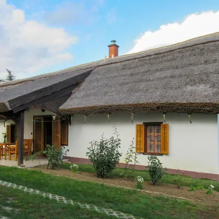 Holiday home Szijarto - Bgk111 By Interhome *